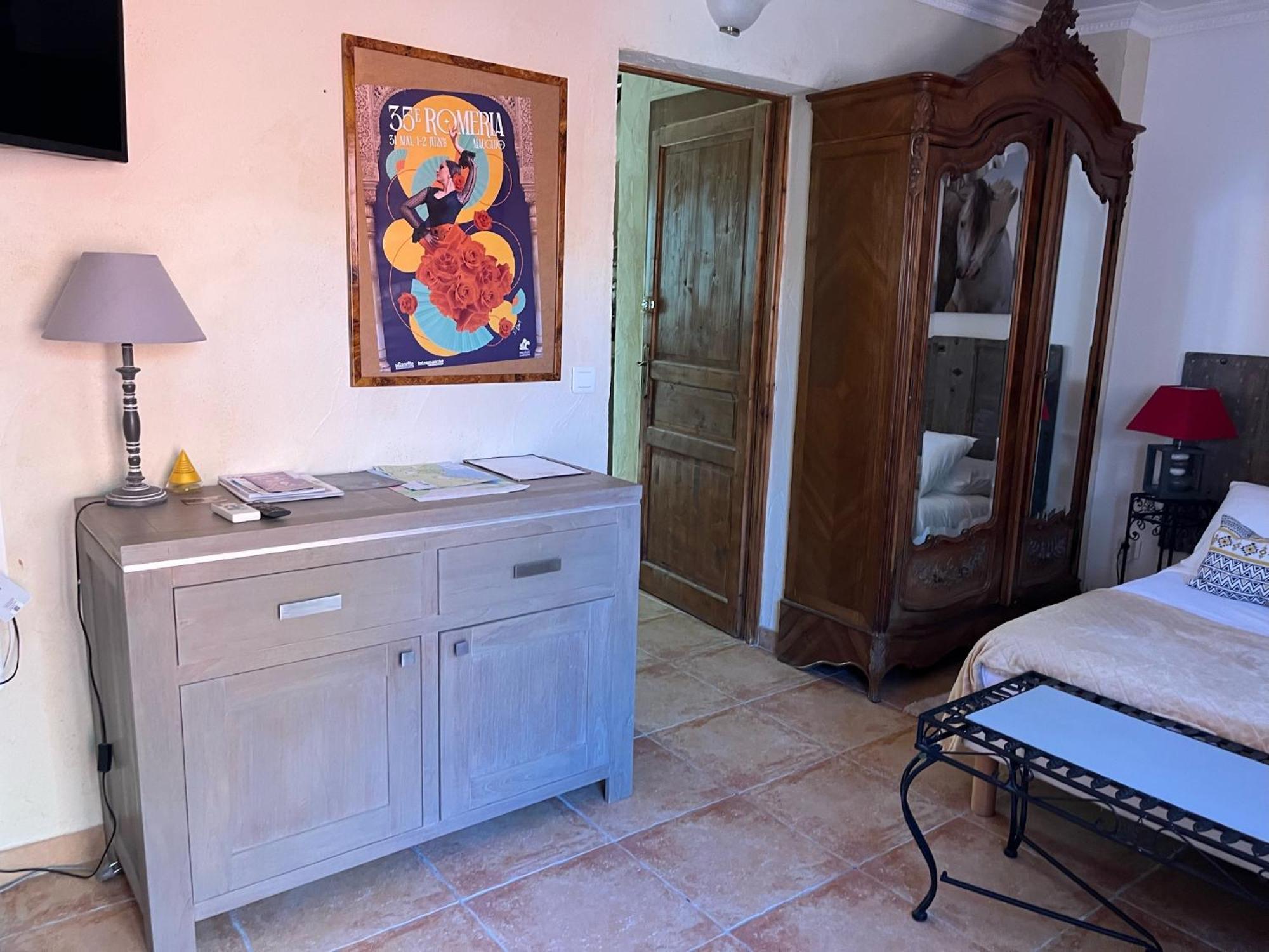 Chambre Seville - Mas Saint-Louis - Piscine Chauffee Aigues-Mortes Luaran gambar
